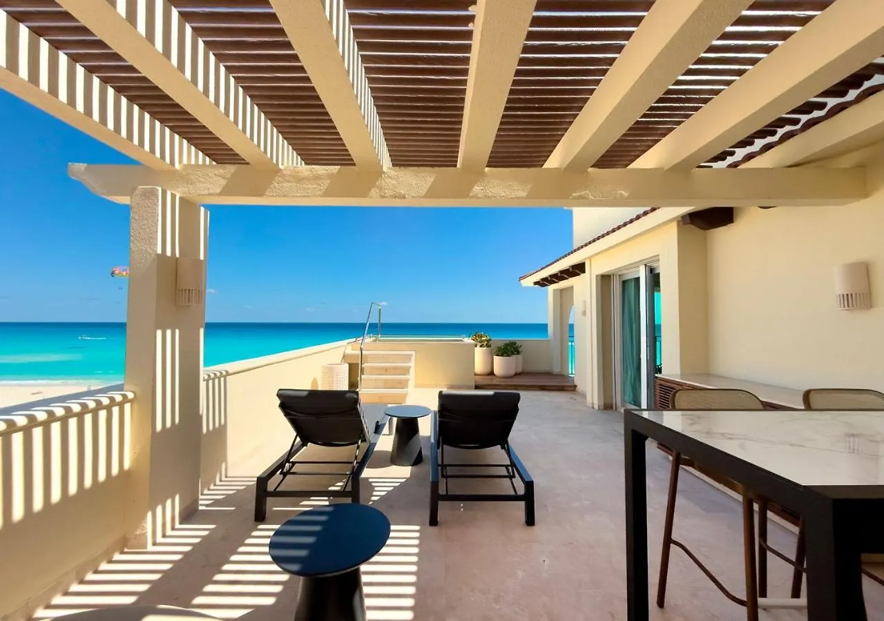 Royal Select At Grand Park Royal Cancun (Adults Only) Hotel