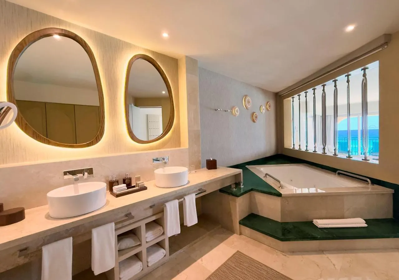 Royal Select At Grand Park Royal Cancun (Adults Only)