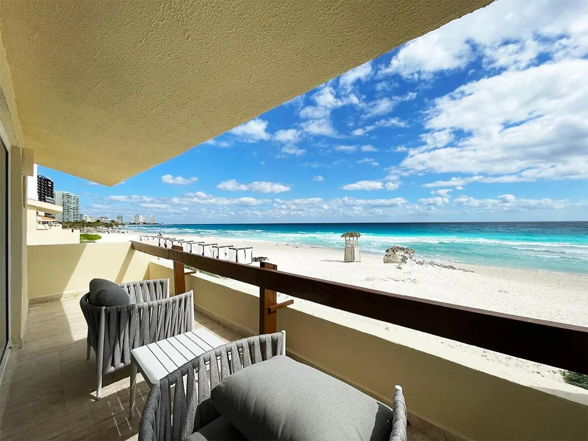 Hotel Royal Select At Grand Park Royal Cancun (Adults Only)