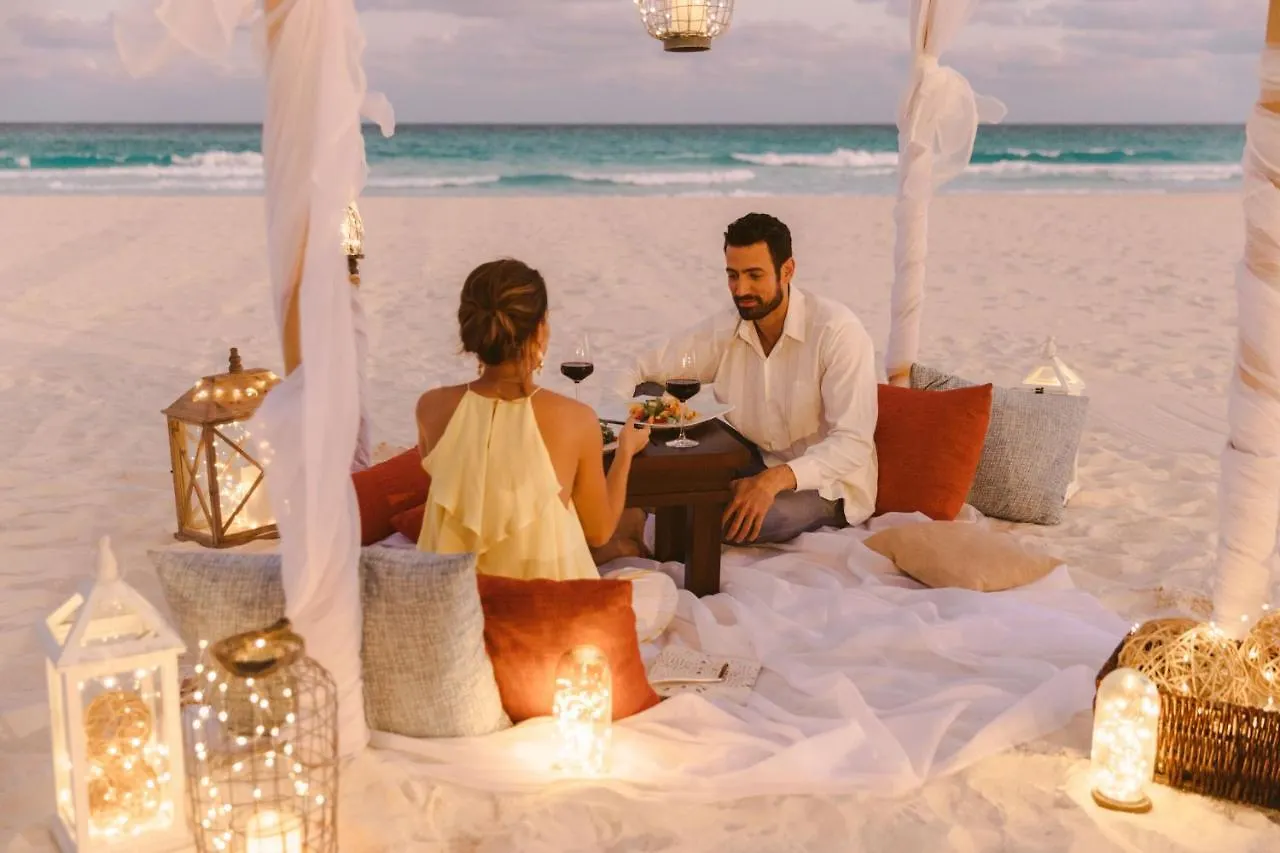 Royal Select At Grand Park Royal Cancun (Adults Only)